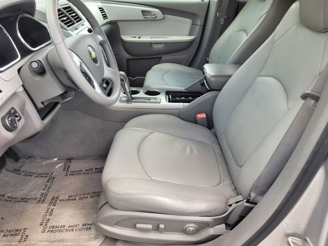 Used 2009 Chevrolet Traverse LT FWD image 23