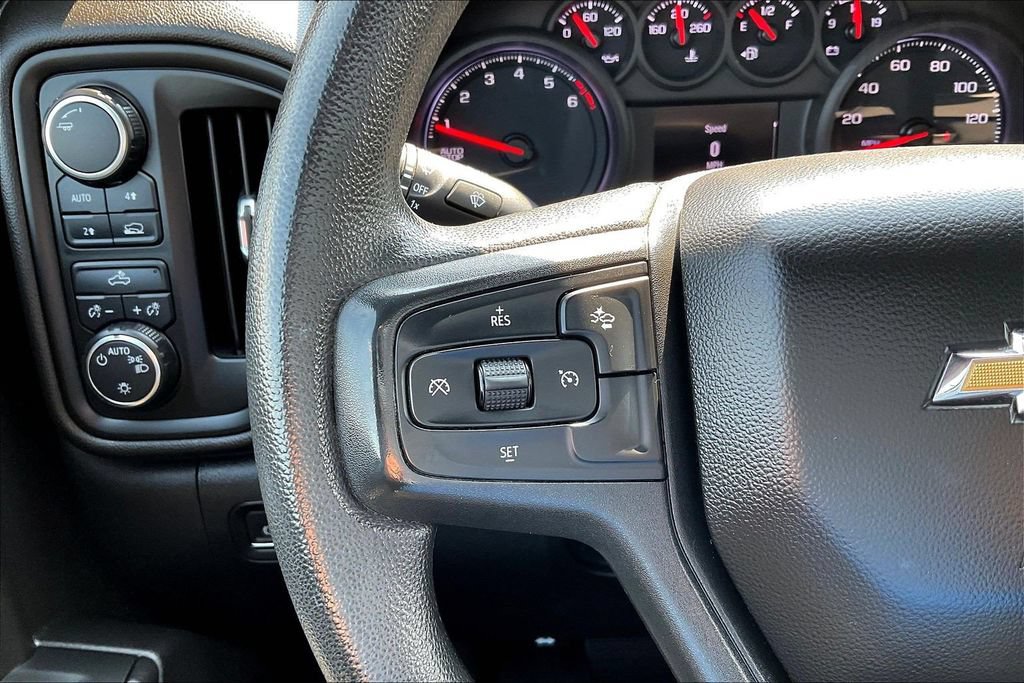 Used 2022 Chevrolet Silverado 1500 Custom AWD/4WD image 14