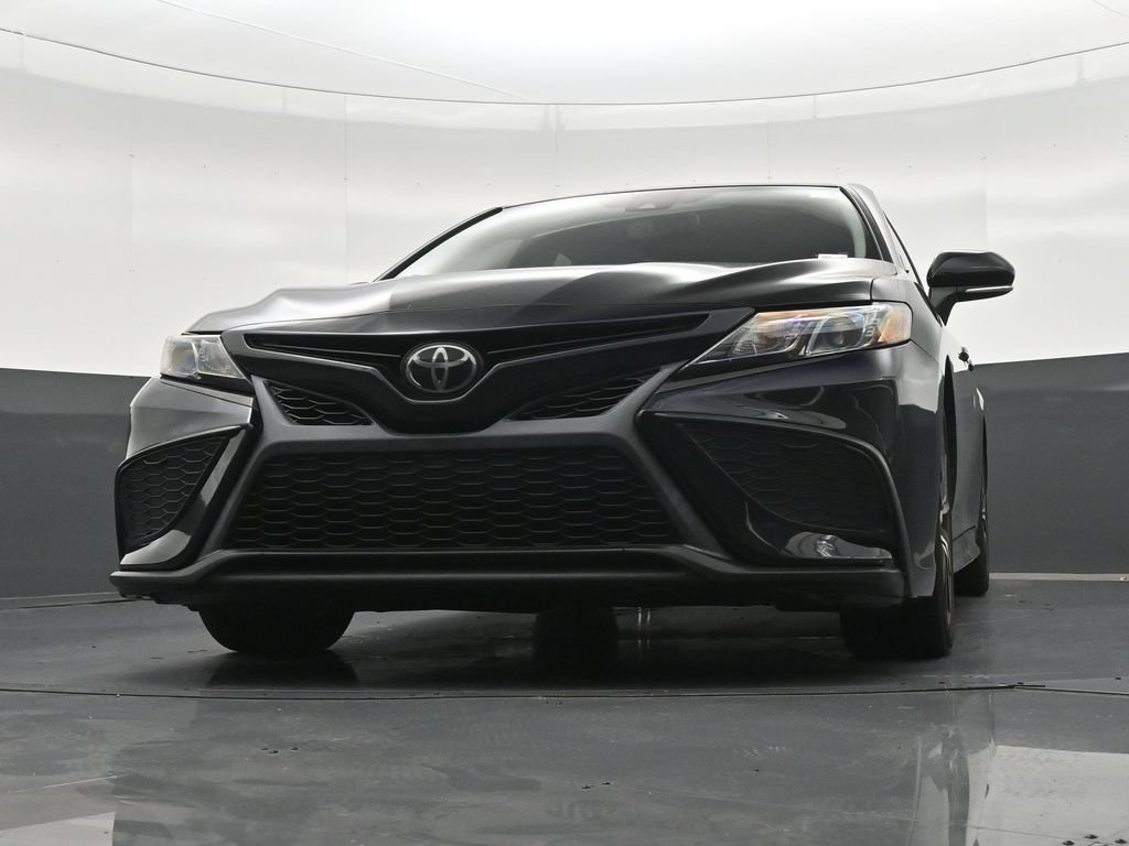 Used 2022 Toyota Camry SE w/ Audio Upgrade Package FWD image 30