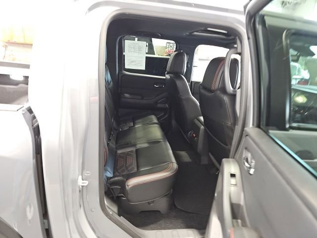 Used 2025 Nissan Frontier PRO-4X w/ Pro Premium Package AWD/4WD image 21