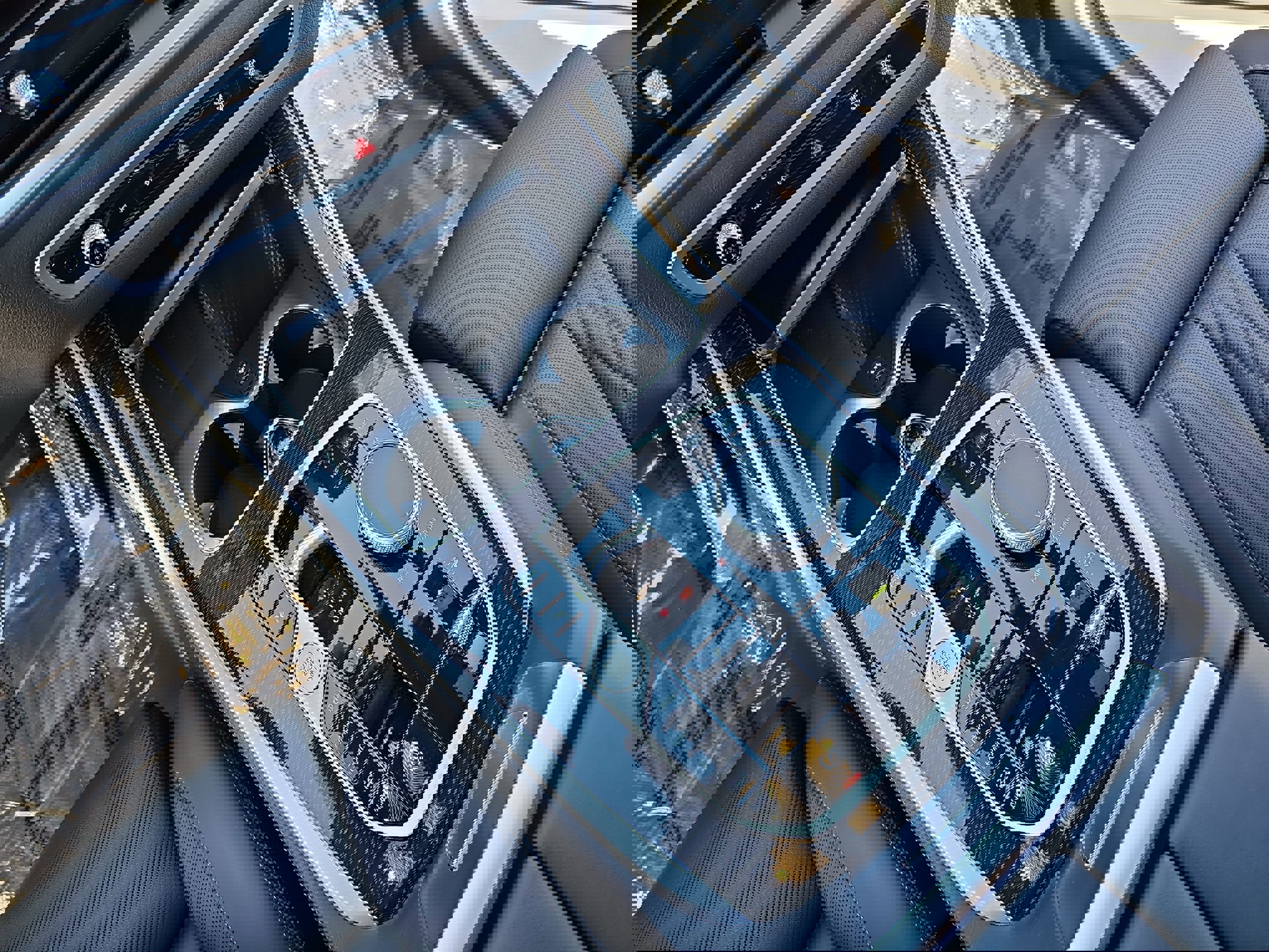 Used 2025 BMW X7 M60i image 27