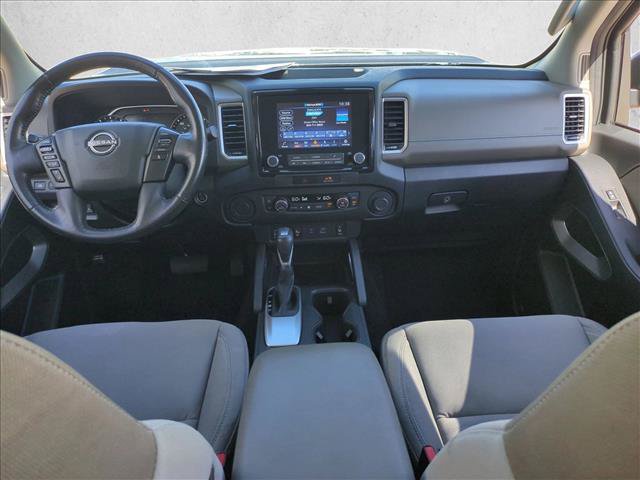 Used 2023 Nissan Frontier SV w/ SV Convenience Package RWD image 16