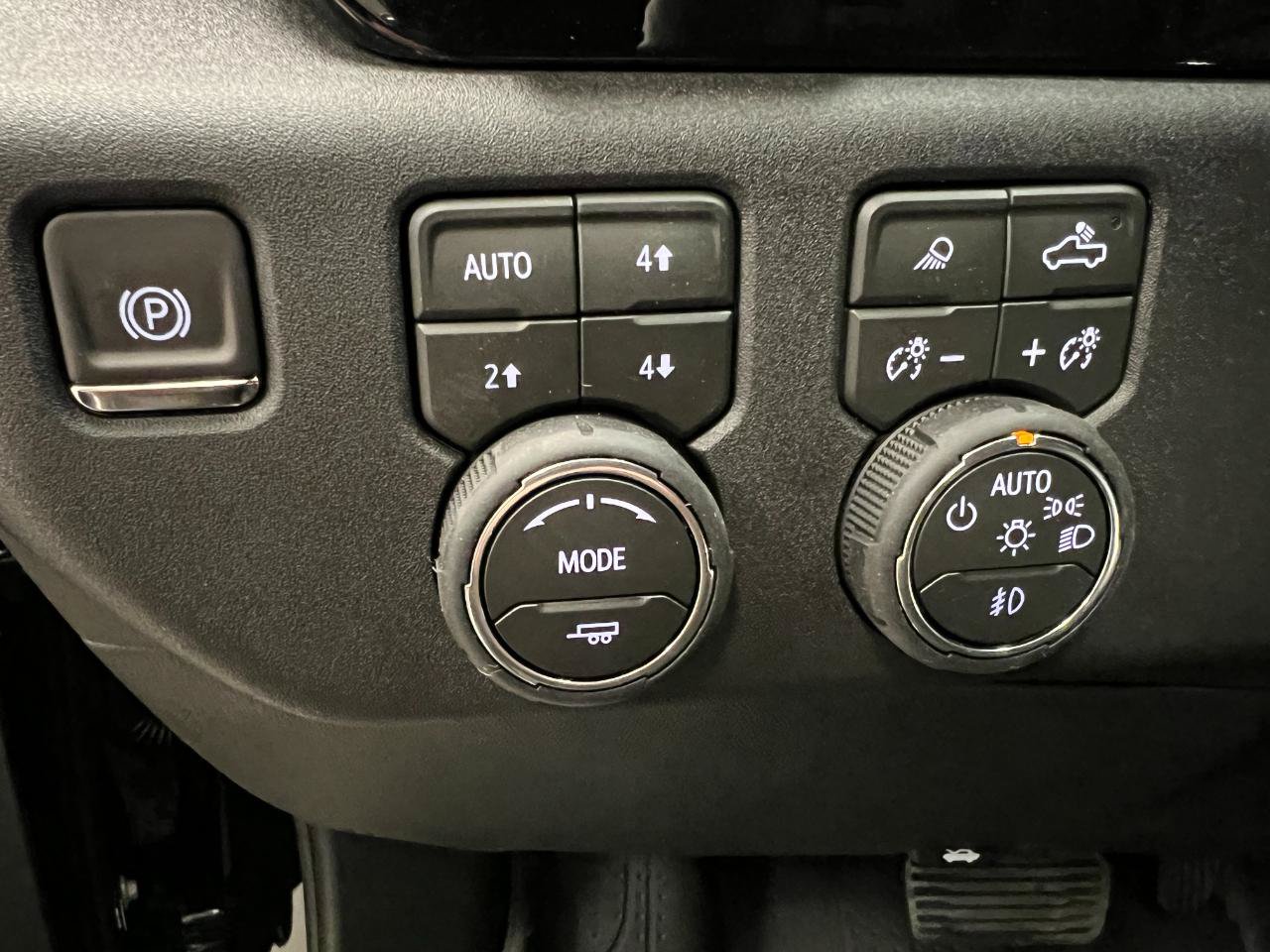 New 2026 Chevrolet Silverado 1500 High Country AWD/4WD image 41