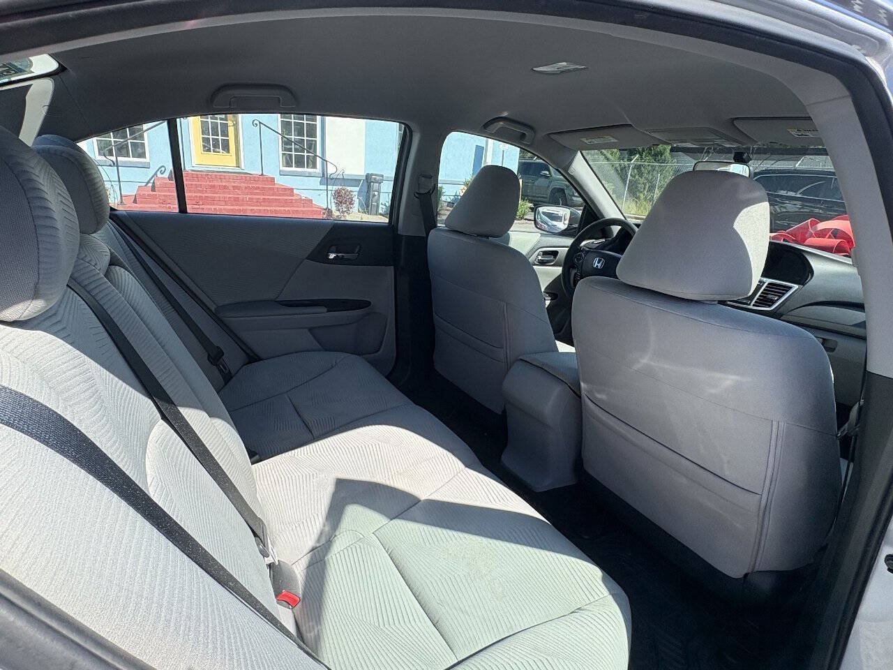 Used 2015 Honda Accord LX image 17