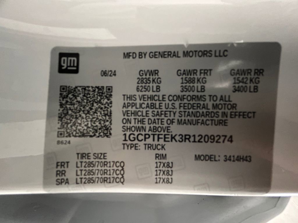 Used 2024 Chevrolet Colorado ZR2 w/ ZR2 Convenience Package III image 20