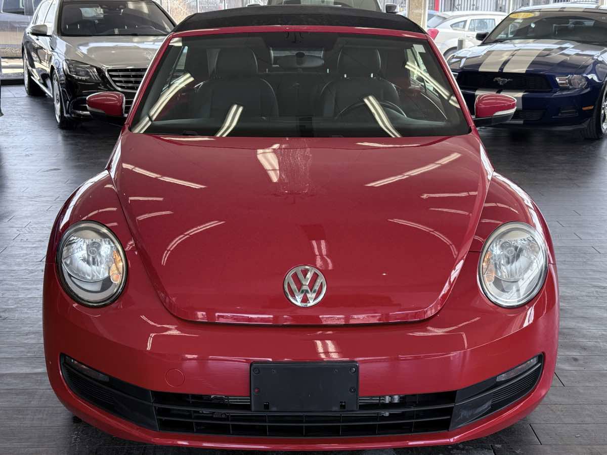 Used 2013 Volkswagen Beetle 2.5 image 3