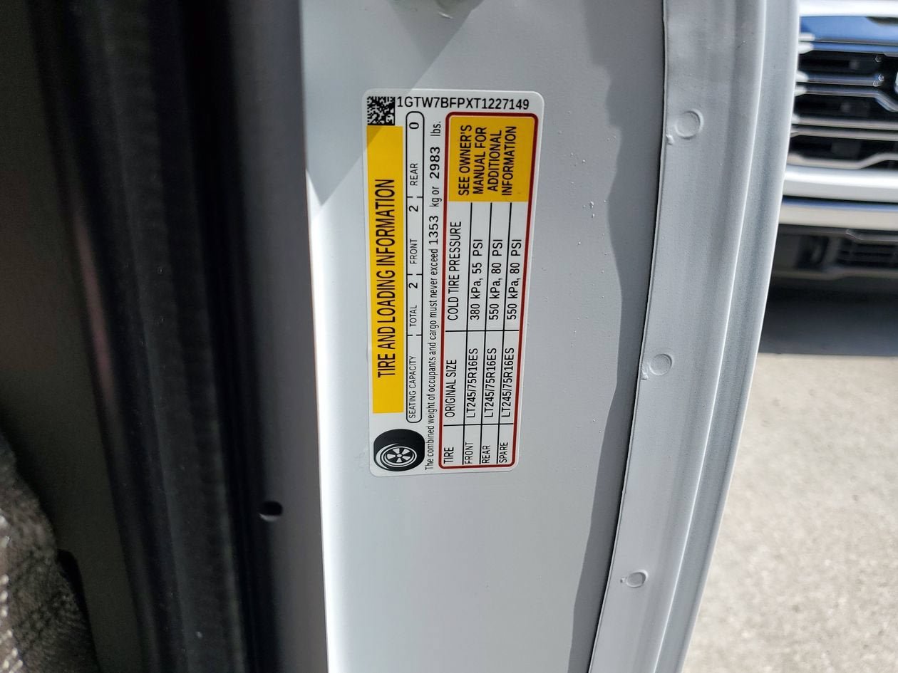New 2026 GMC Savana 2500 Extended RWD image 28
