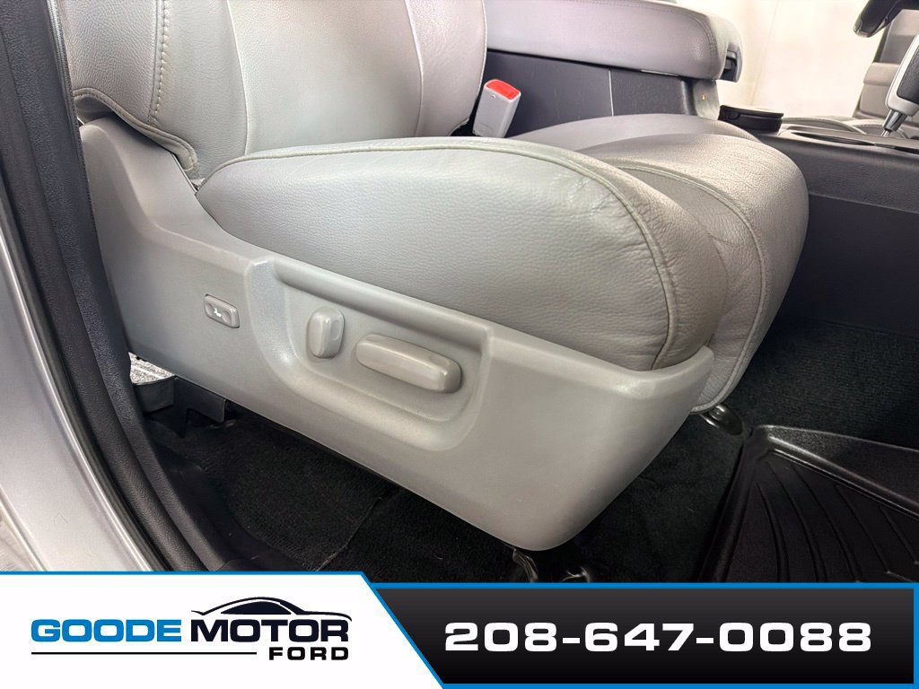 Used 2014 Toyota Sequoia Limited AWD/4WD image 27