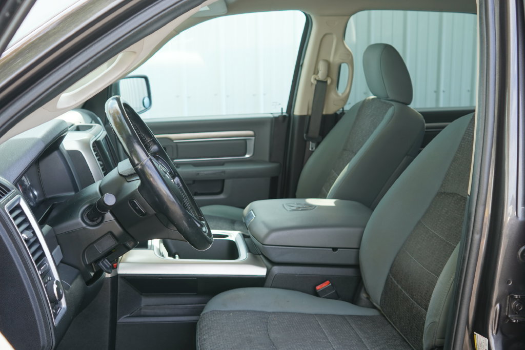 Used 2017 RAM 1500 Big Horn AWD/4WD image 15