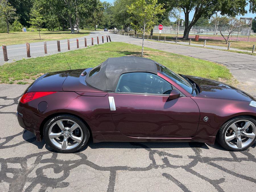 Used 2006 Nissan 350Z Touring image 20