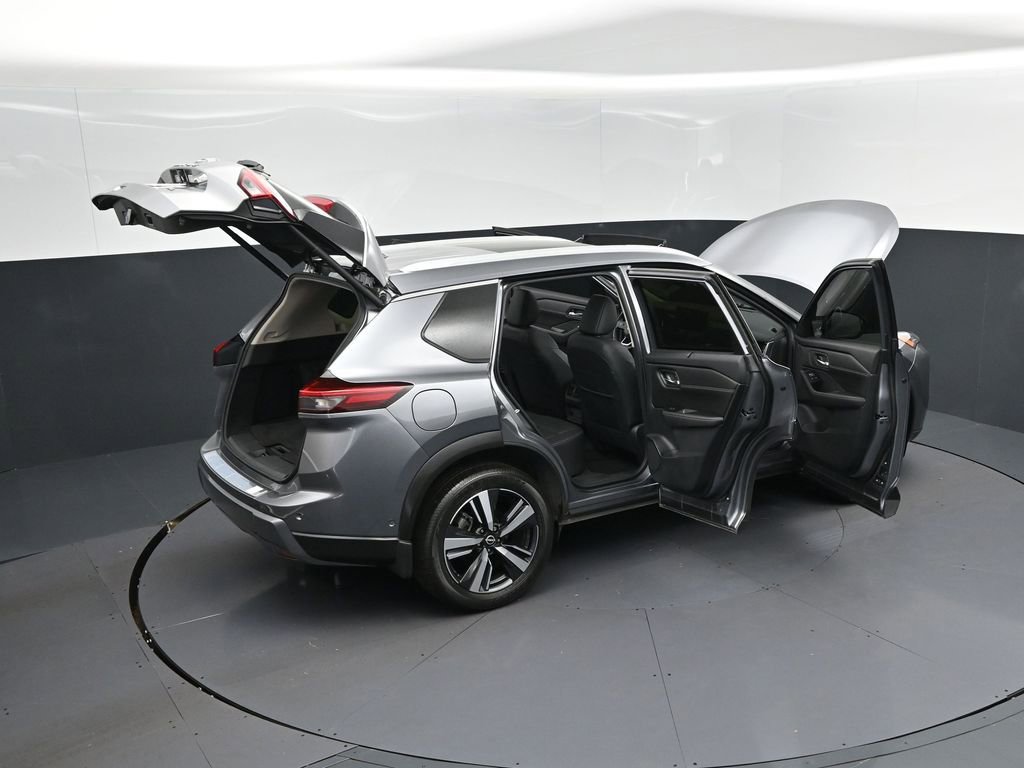 Used 2024 Nissan Rogue SL w/ SL Premium Package image 50