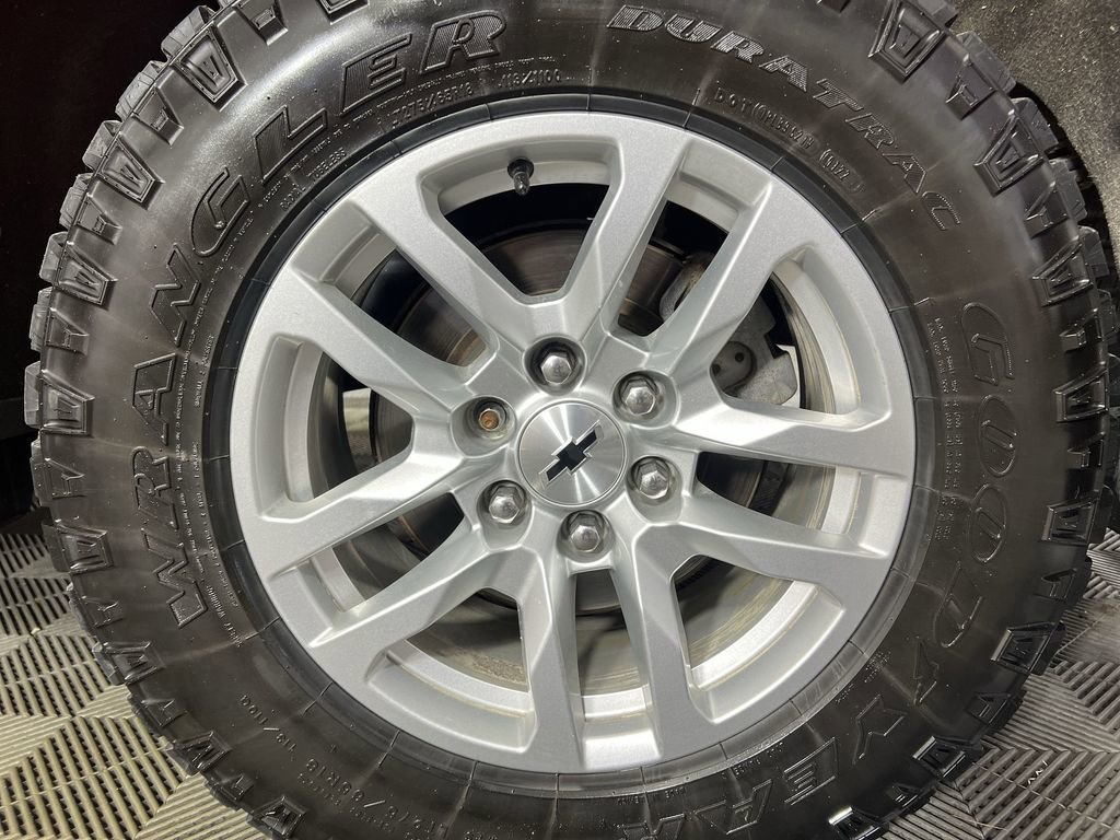 Used 2021 Chevrolet Silverado 1500 RST w/ Bed Protection Package image 32