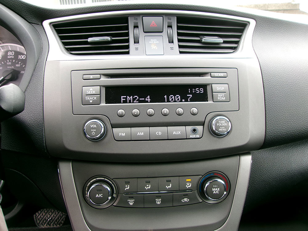 Used 2014 Nissan Sentra SV image 13