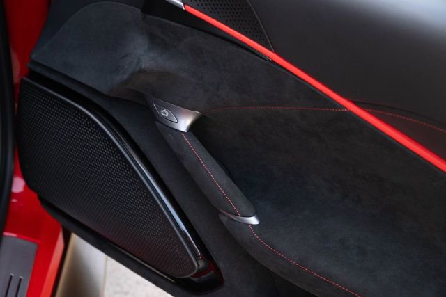 Certified 2025 Ferrari Roma Spider image 54