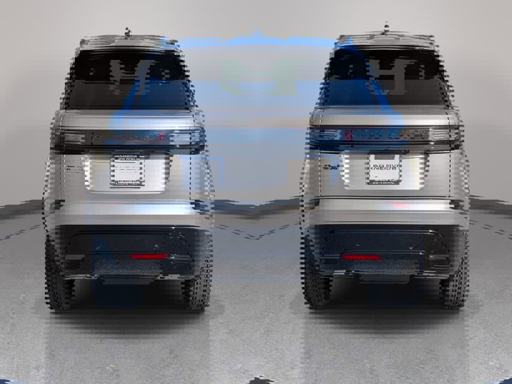 New 2026 Land Rover Range Rover Velar Dynamic SE AWD/4WD image 6