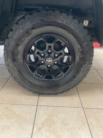 Used 2020 Toyota Tacoma SR5 RWD image 29