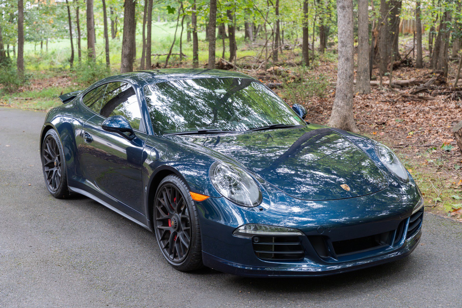 Used 2016 Porsche 911 Carrera GTS RWD image 3