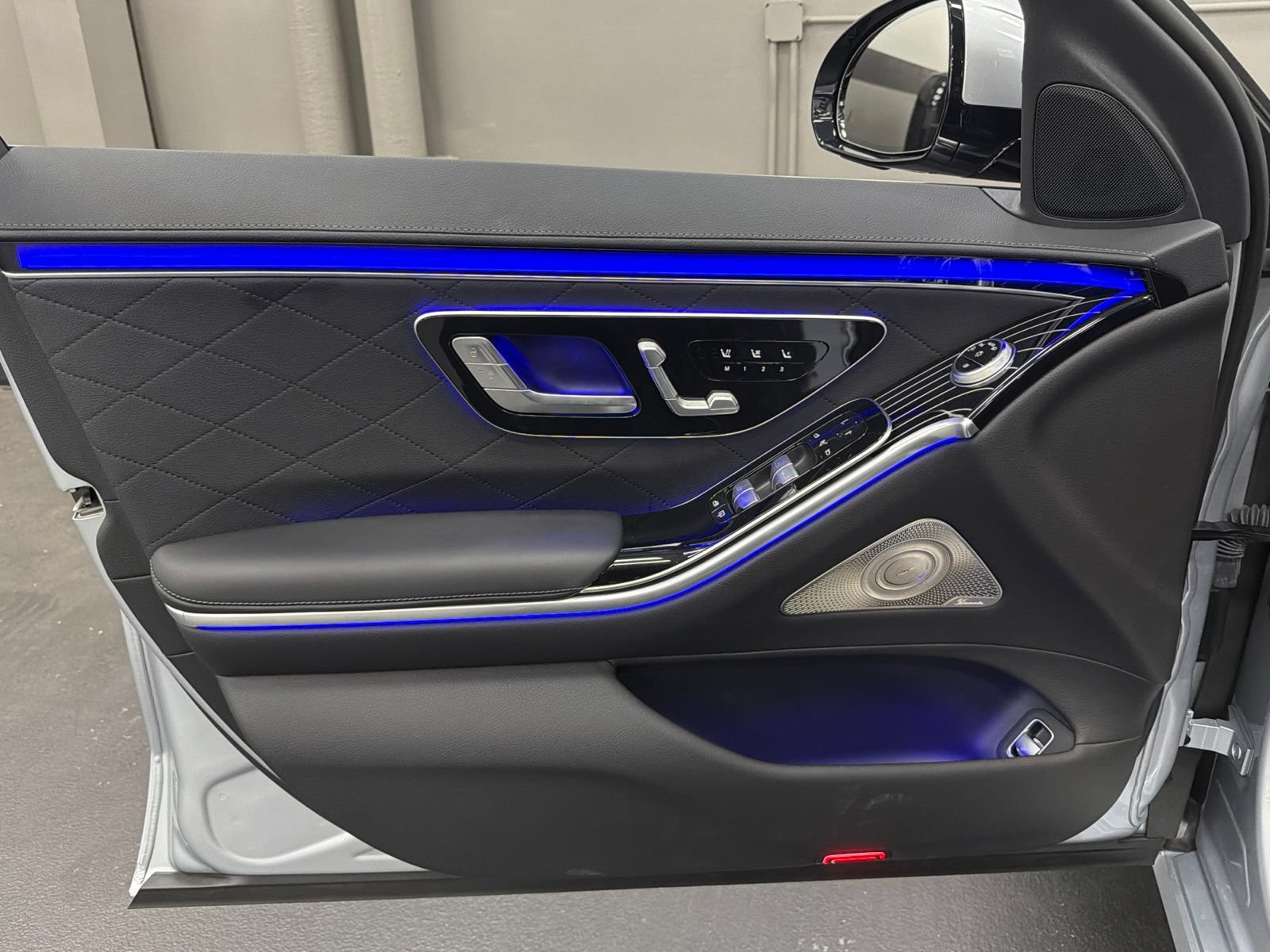 Certified 2023 Mercedes-Benz S 580e 4MATIC Sedan image 21