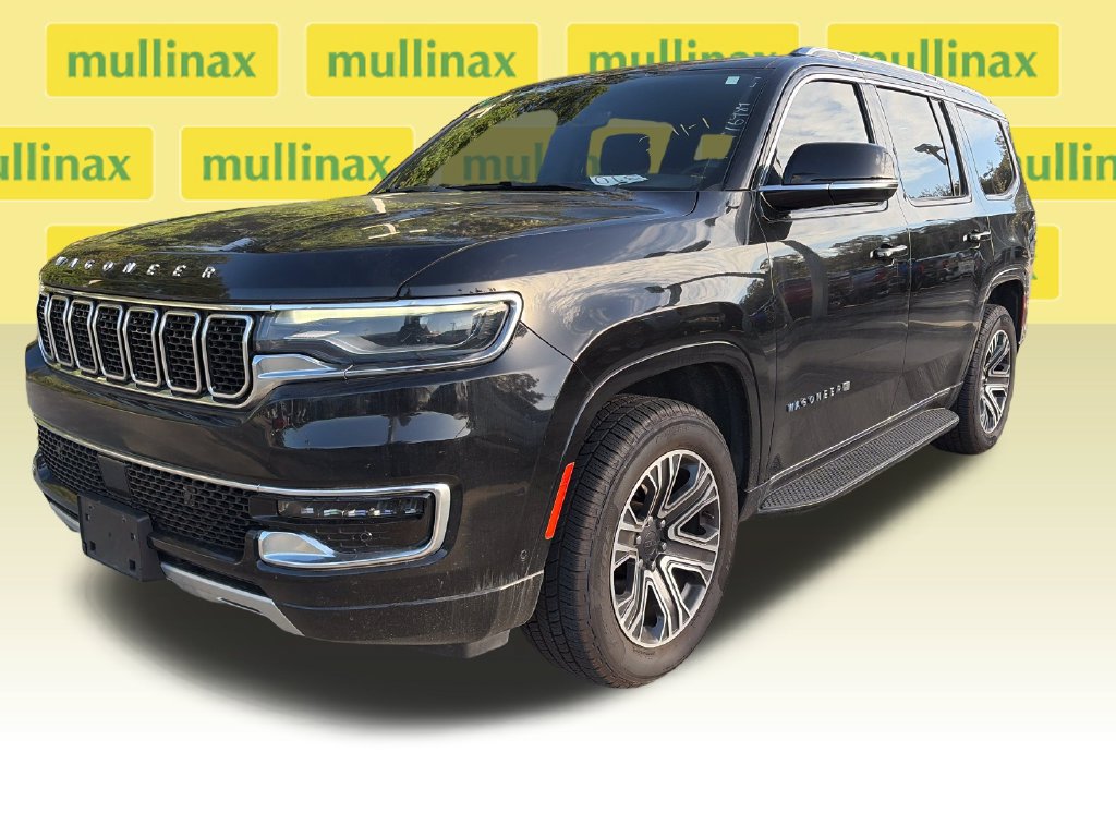 Used 2024 Jeep Wagoneer Series II w/ Flexible Seating Group RWD image 21