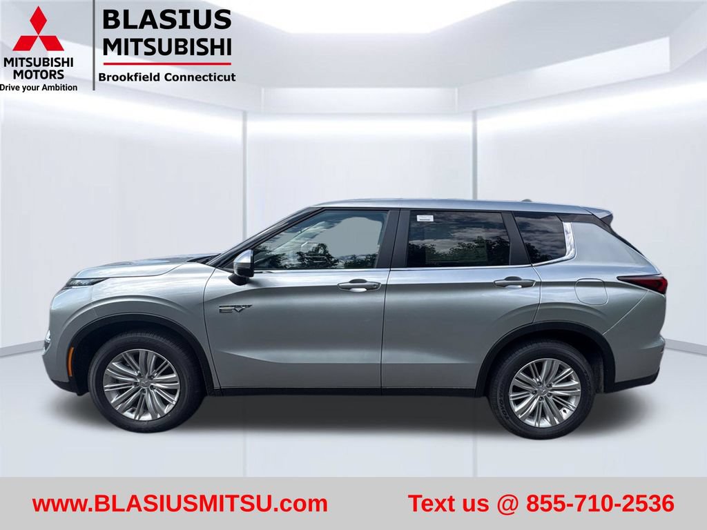 Used 2025 Mitsubishi Outlander ES AWD/4WD image 13