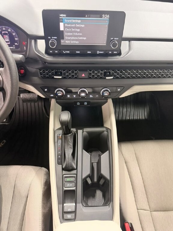 Certified 2025 Honda Accord SE image 29