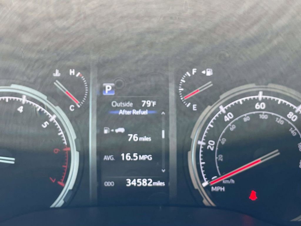 Used 2023 Toyota 4Runner TRD Off-Road Premium w/ Moonroof Package AWD/4WD image 33