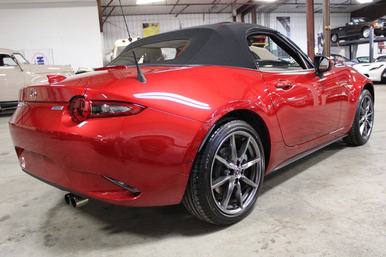 Used 2016 MAZDA MX-5 Miata Grand Touring RWD image 6