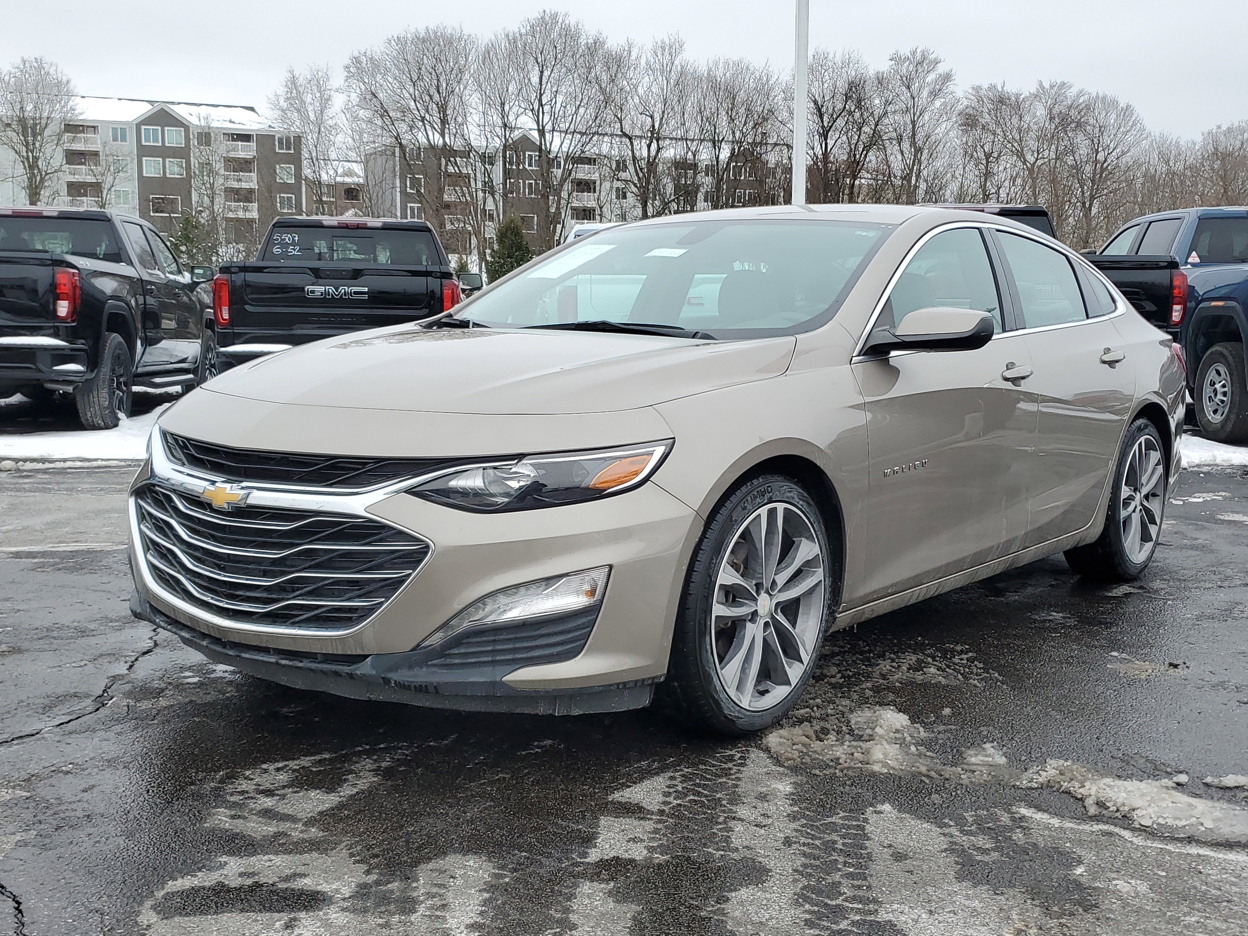 Used 2022 Chevrolet Malibu LT image 9