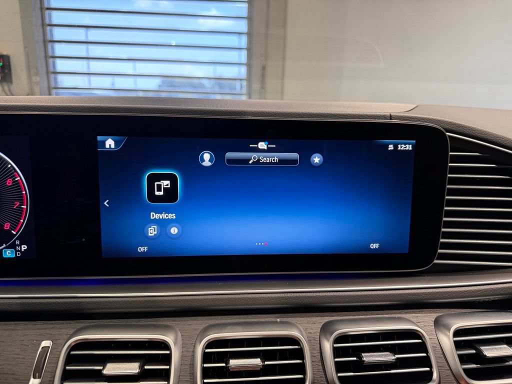 Used 2025 Mercedes-Benz GLS 450 4MATIC w/ AMG Line Exterior image 21