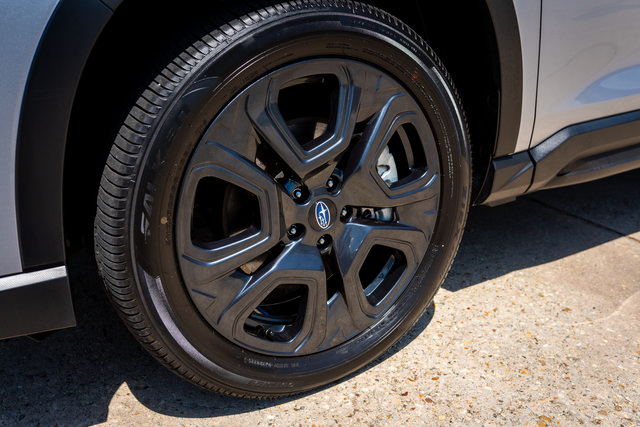 Certified 2025 Subaru Ascent Onyx Edition AWD/4WD image 14