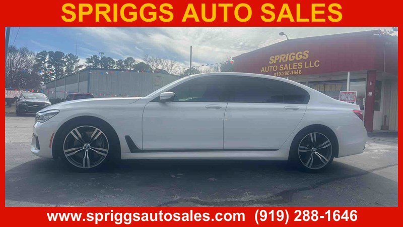 Used 2019 BMW 750i w/ Executive Package RWD image 1