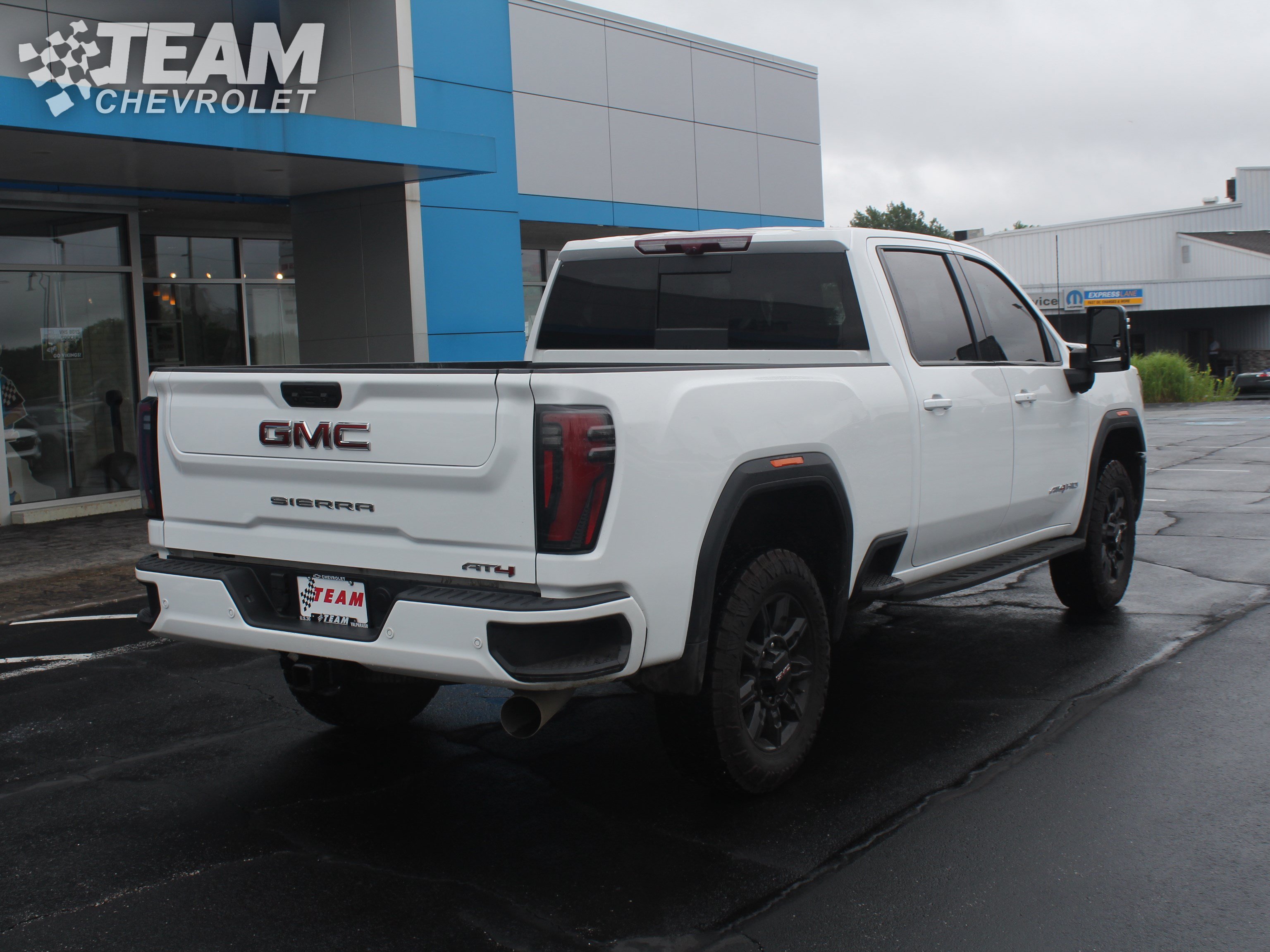 Certified 2025 GMC Sierra 2500 AT4 w/ AT4 Premium Plus Package AWD/4WD image 4