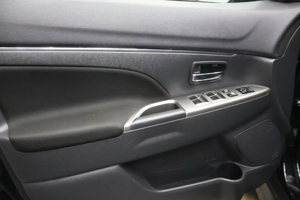 Used 2021 Mitsubishi Outlander Sport ES image 15