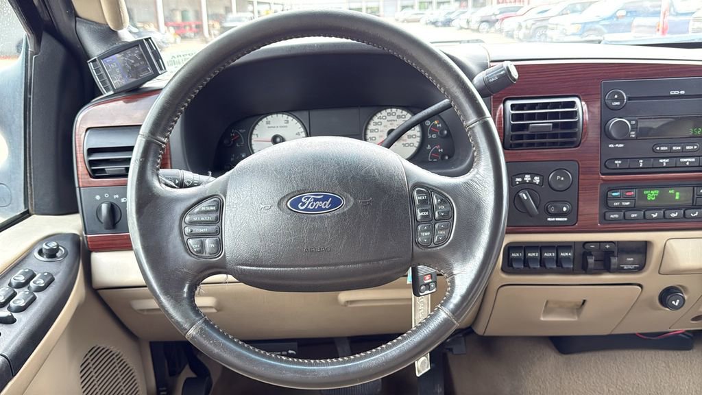 Used 2006 Ford F350 Lariat AWD/4WD image 19