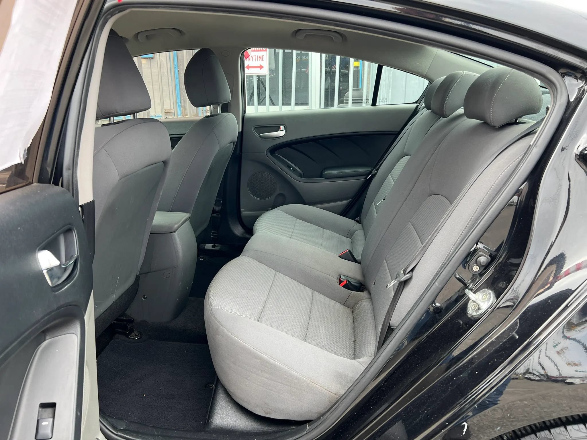 Used 2018 Kia Forte LX FWD image 11