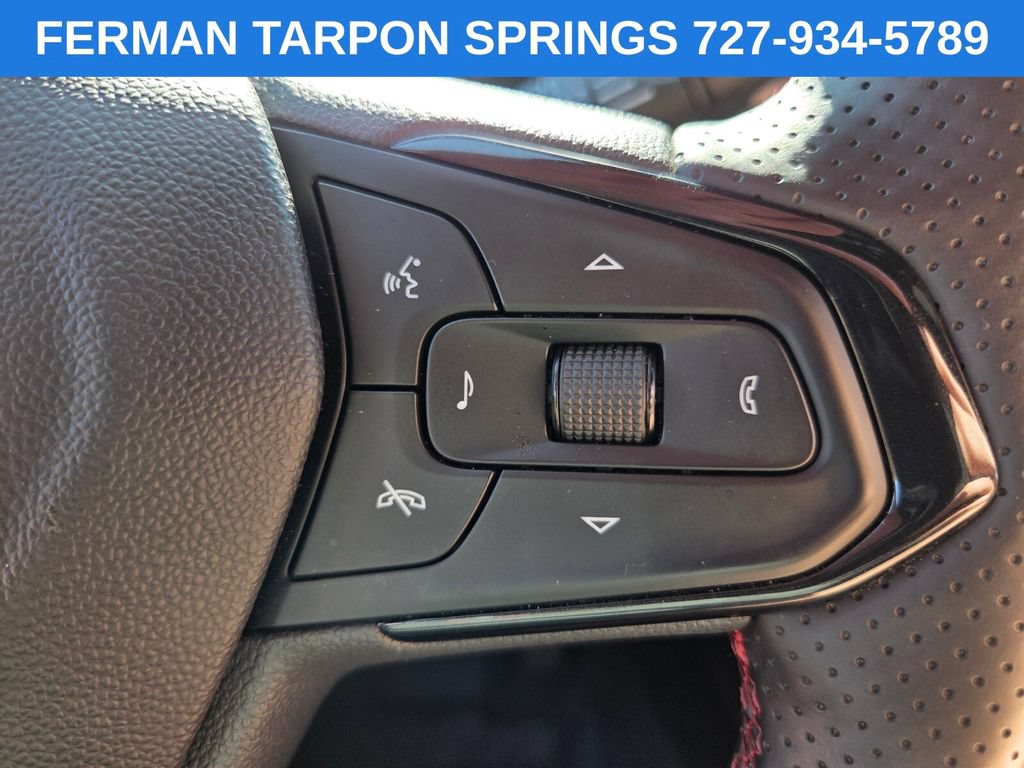 Certified 2025 Chevrolet Trax RS w/ Driver Confidence Package FWD image 33
