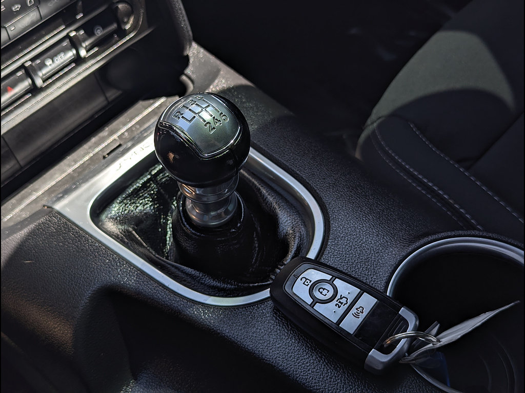 Used 2020 Ford Mustang GT RWD image 34