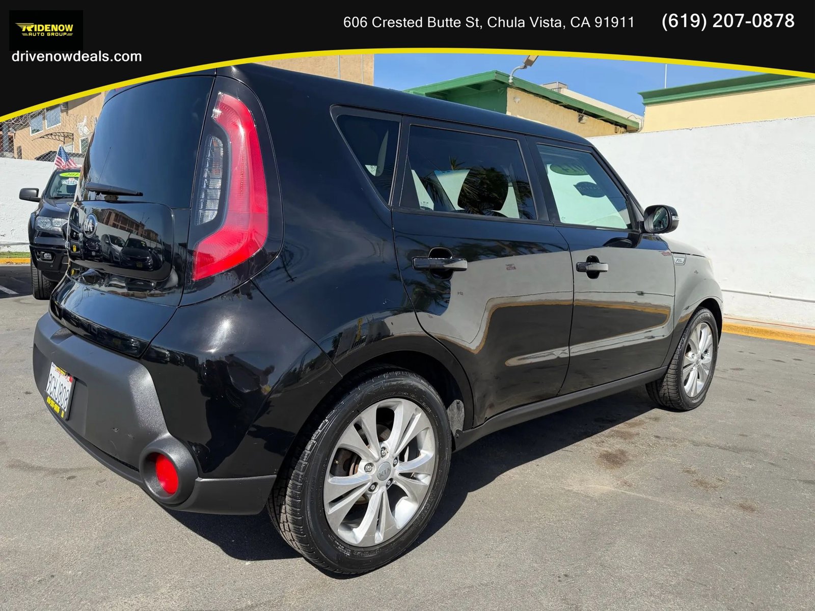 Used 2014 Kia Soul + w/ Audio Package FWD image 5