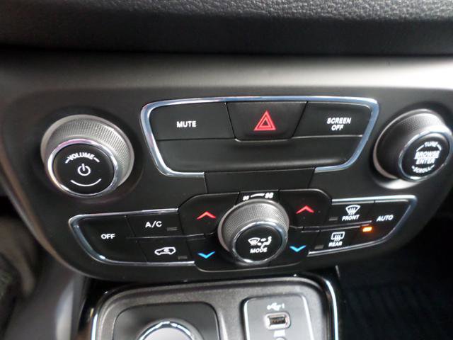 Used 2020 Jeep Compass Limited AWD/4WD image 16
