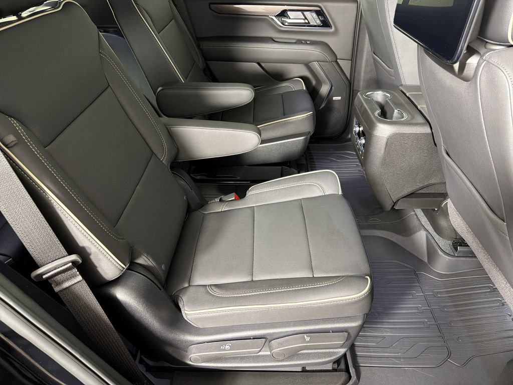 New 2026 GMC Yukon Elevation w/ Elevation Premium Package image 14