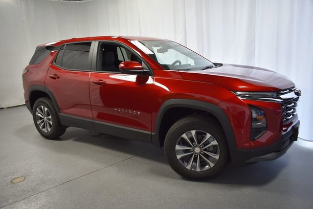 New 2026 Chevrolet Equinox LT w/ Convenience Package II AWD/4WD image 5