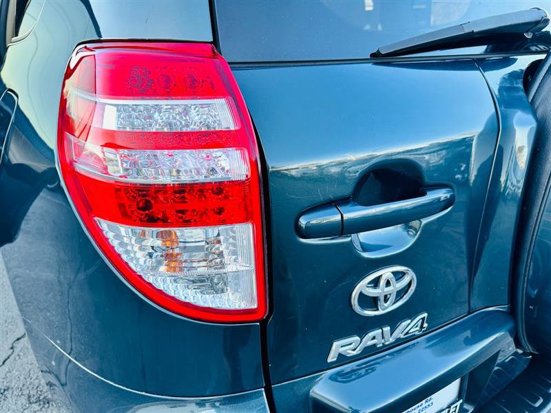 Used 2012 Toyota RAV4 4WD image 20