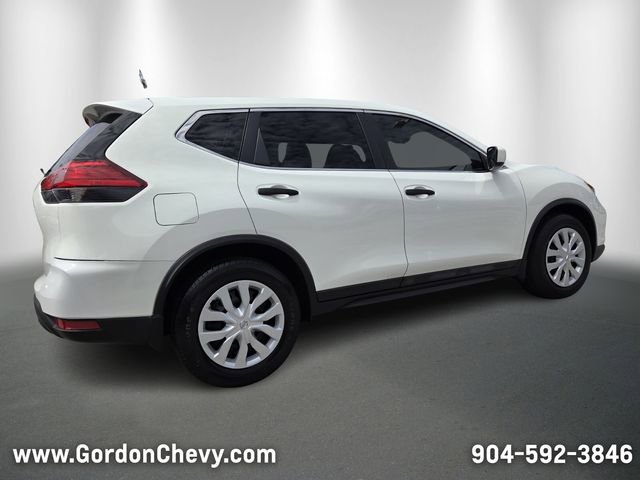 Used 2017 Nissan Rogue S image 5