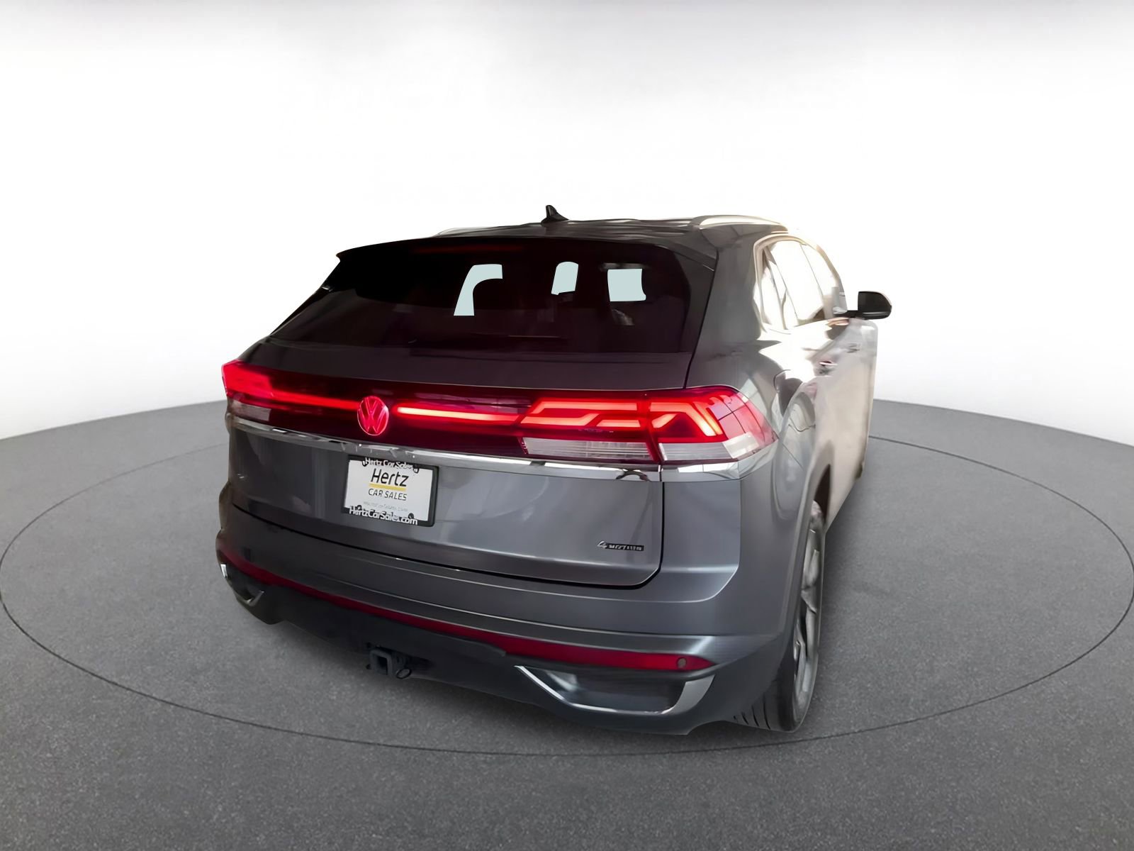 Used 2025 Volkswagen Atlas Cross Sport SE image 13