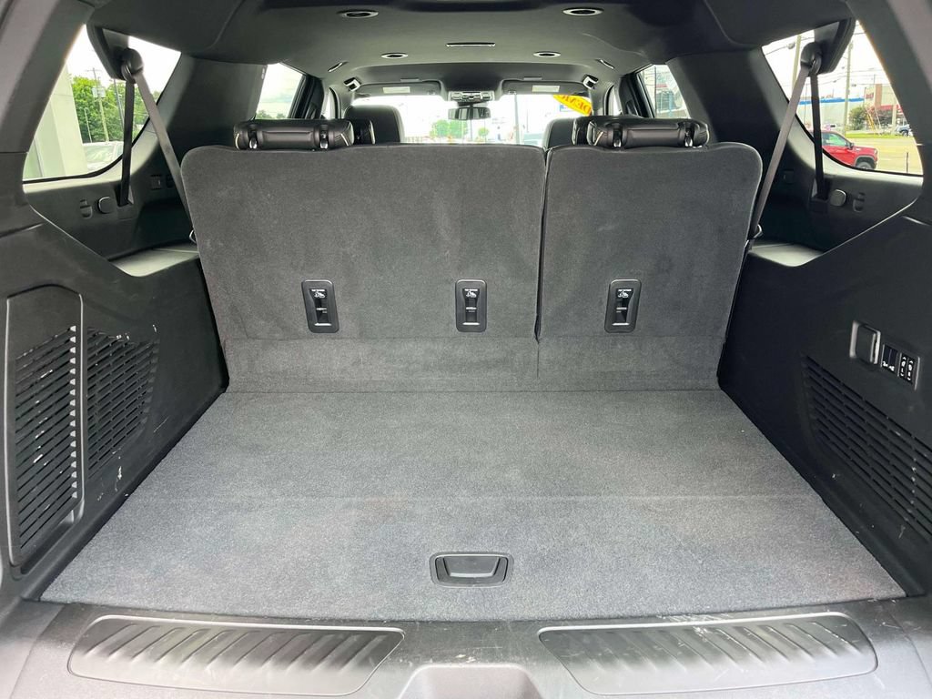 New 2026 GMC Yukon XL Elevation AWD/4WD image 18