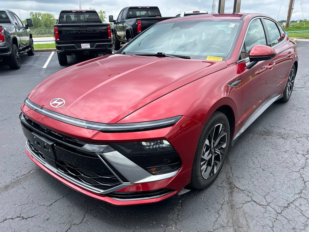 Used 2025 Hyundai Sonata SEL FWD image 9