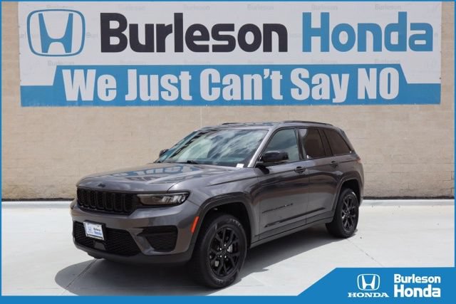 Used 2024 Jeep Grand Cherokee Altitude RWD video 1