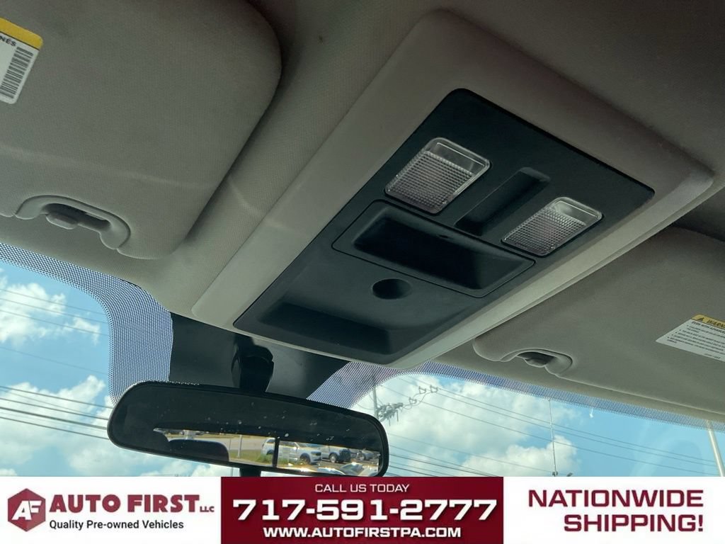 Used 2019 RAM 1500 Classic SLT AWD/4WD image 25
