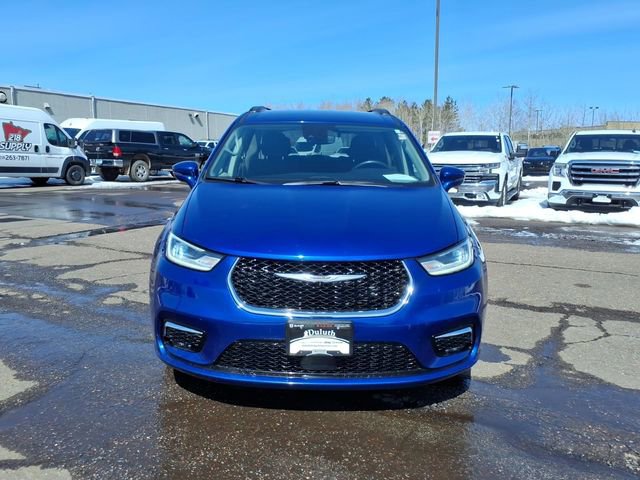 Used 2021 Chrysler Pacifica Touring image 8