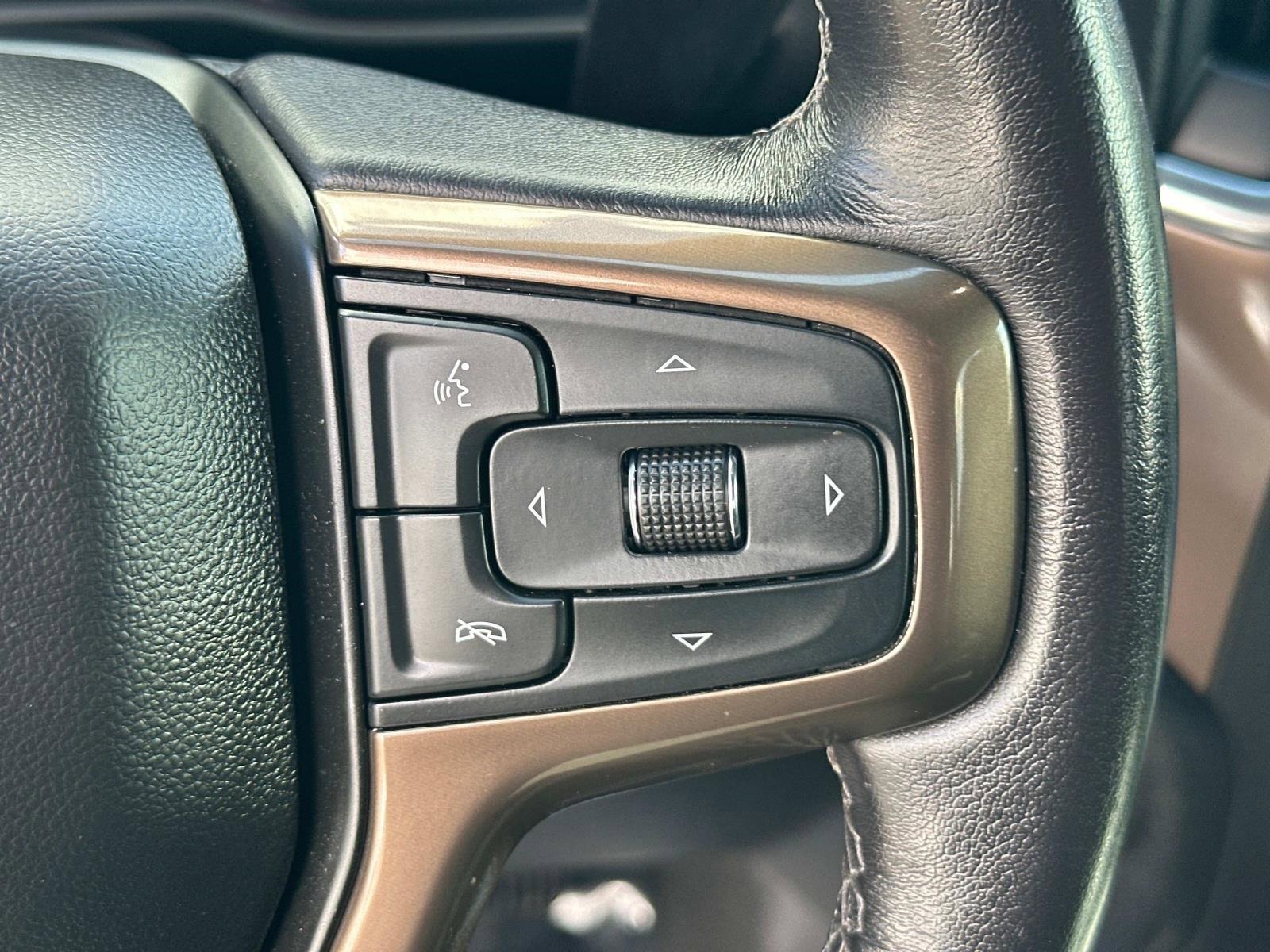 Used 2022 Chevrolet Silverado 3500 High Country w/ Z71 Off-Road Package image 15